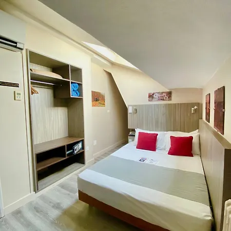 Szálloda Le Strasbourg 3*