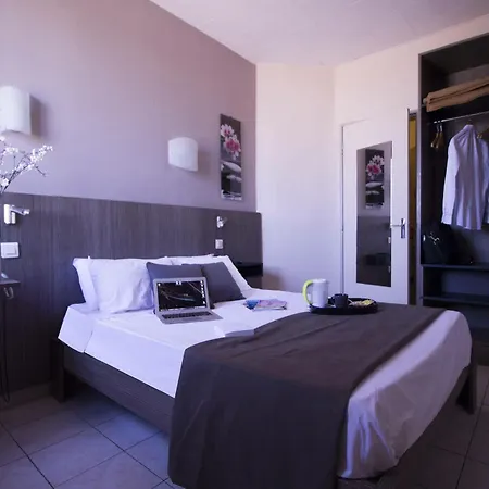 Le Strasbourg Hotel