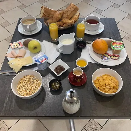 Le Strasbourg Hotel